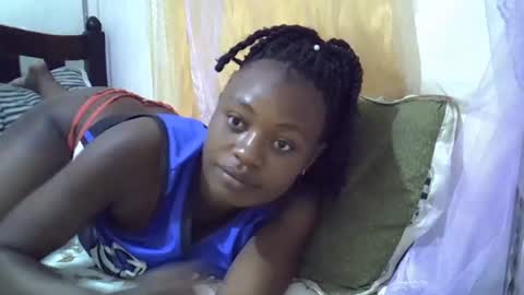 cute_savanna online show from February 13, 2:34 am