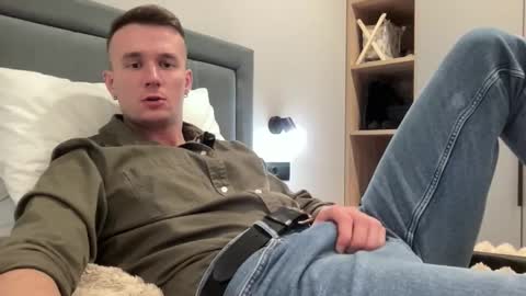 cute_skywalker online show from November 18, 9:51 pm