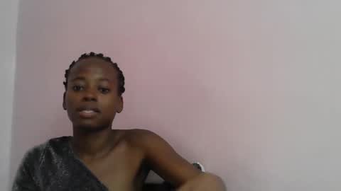 cute_sonny online show from December 20, 9:32 am