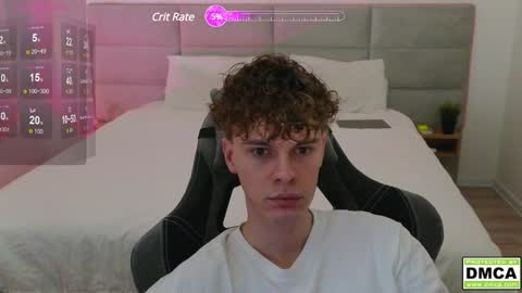 Snapshot of cute_thomas chatting on December 30, 3:25 am Thomas - online show from December 30, 3:25 am
