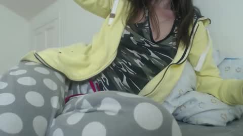 Anne-Marie  online show from November 3, 7:53 am