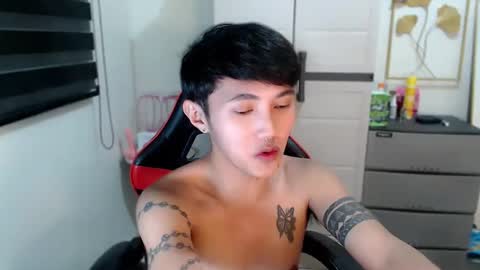 Steph online show from March 28, 10:00 pm