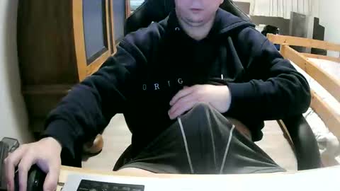 Cuteboy090 online show from March 11, 2:53 pm