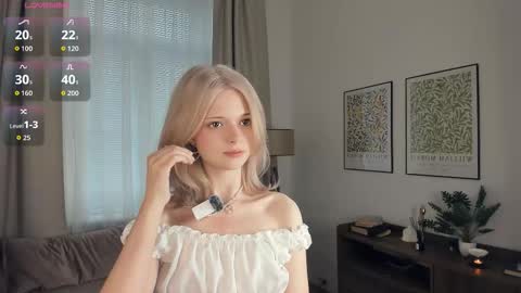 Alice online show from October 12, 8:29 am