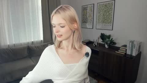 Alice online show from September 30, 9:09 am