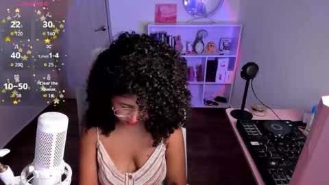 Snapshot of cutebunnybell chatting on October 18, 3:11 am cutebunnybell online show from October 18, 3:11 am