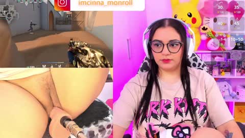 Snapshot of cutecinamonroll chatting on December 20, 4:04 pm Cinna independent model online show from December 20, 4:04 pm