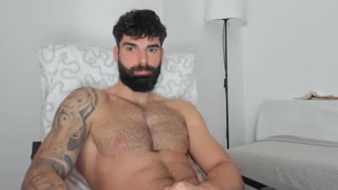 Snapshot of cuteeboy chatting on February 17, 6:53 am cuteeboy online show from February 17, 6:53 am