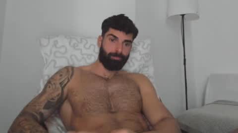 Snapshot of cuteeboy chatting on February 8, 11:55 am cuteeboy online show from February 8, 11:55 am
