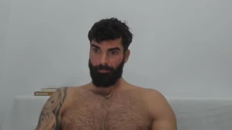 Snapshot of cuteeboy chatting on February 20, 5:20 pm cuteeboy online show from February 20, 5:20 pm