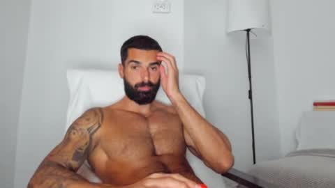 Snapshot of cuteeboy chatting on September 9, 2:39 pm cuteeboy online show from September 9, 2:39 pm