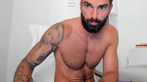 Snapshot of cuteeboy chatting on September 13, 6:49 am cuteeboy online show from September 13, 6:49 am
