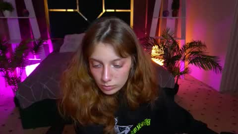 Foxy online show from November 18, 2:53 pm