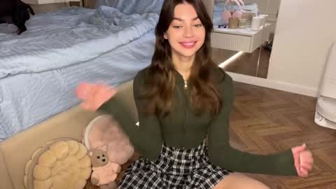 Snapshot of cuteelsa_ chatting on January 20, 4:21 am Elsa online show from January 20, 4:21 am