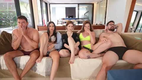 Snapshot of cutefacebigass chatting on February 23, 8:22 pm Mia online show from February 23, 8:22 pm