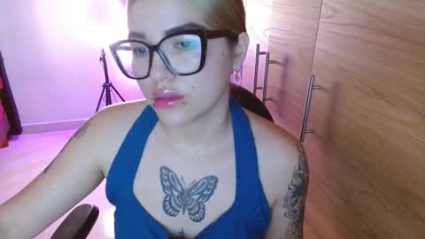 isabella online show from February 3, 5:39 pm