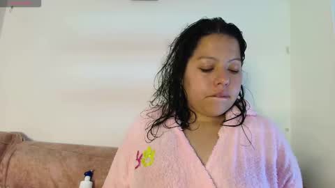 tell me jess   online show from February 8, 3:43 am