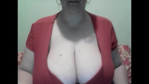 Snapshot of cutejessytom chatting on February 9, 5:08 am Jessy online show from February 9, 5:08 am