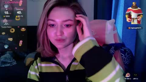 Snapshot of cutepie33 chatting on September 14, 11:00 am cutepie33 online show from September 14, 11:00 am