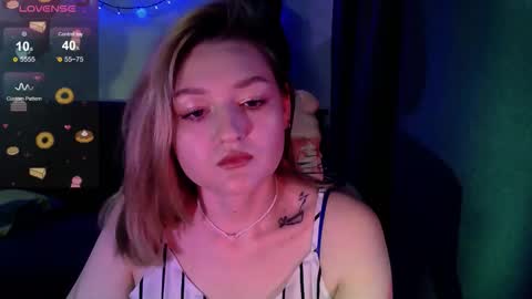 cutepie33 online show from November 9, 6:06 am