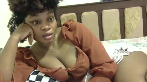 cutermilly online show from December 6, 7:50 pm