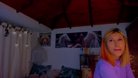 cuteweed420 online show from February 16, 4:20 am