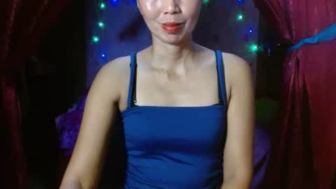 Snapshot of cutewina chatting on February 6, 1:27 am cutewina online show from February 6, 1:27 am