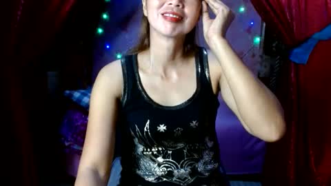 Snapshot of cutewina chatting on February 25, 9:53 am cutewina online show from February 25, 9:53 am