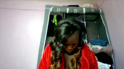 cutezola online show from October 9, 5:02 am