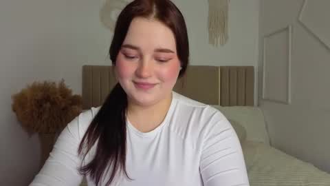 Nika  online show from February 4, 2:10 pm