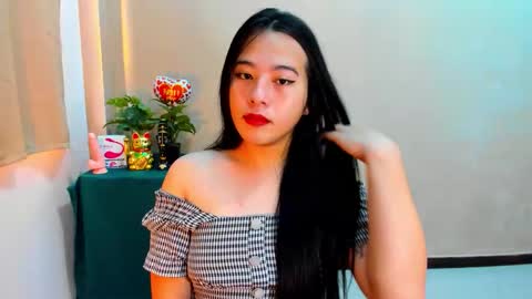 cutie_asianwoman online show from October 15, 7:32 am