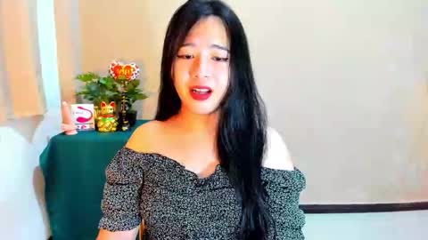 cutie_asianwoman online show from October 23, 1:45 pm
