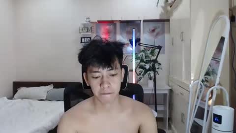 Neil Taylor online show from November 27, 6:04 pm