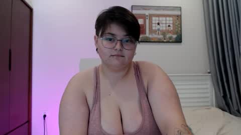 Snapshot of cutie_florence chatting on September 14, 2:29 pm Sophie Lilith online show from September 14, 2:29 pm