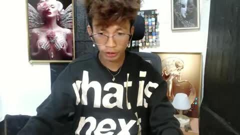 Snapshot of cutie_mico chatting on February 9, 9:58 am cutie_mico online show from February 9, 9:58 am