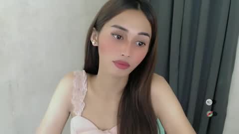 Snapshot of cutie_mitcha chatting on March 10, 3:56 am cutie_mitcha online show from March 10, 3:56 am