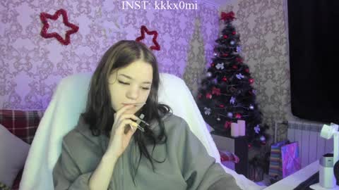 Snapshot of cutiekitty_cb chatting on January 26, 2:35 am cutiekitty_cb online show from January 26, 2:35 am