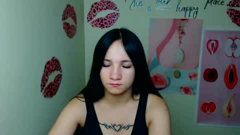 Snapshot of cutielady_ chatting on September 13, 8:00 pm Emma online show from September 13, 8:00 pm