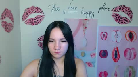 Snapshot of cutielady_ chatting on September 19, 7:06 pm Emma online show from September 19, 7:06 pm
