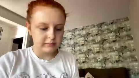 cutiestginger online show from September 15, 7:32 am