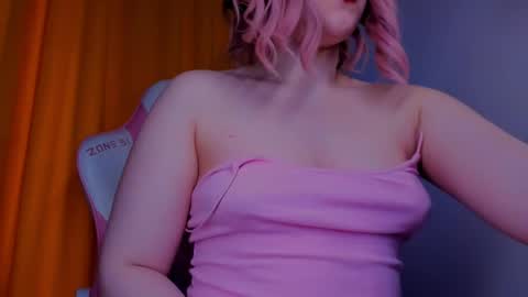 CutieSue online show from May 7, 5:58 am