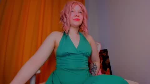 CutieSue online show from May 21, 2:23 pm