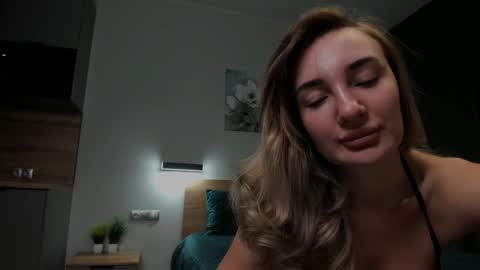 Snapshot of cuttiechloe chatting on January 29, 2:40 am CuttieChloe online show from January 29, 2:40 am