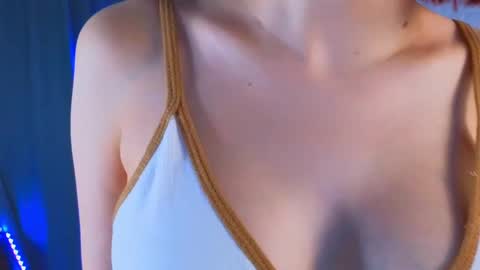 Snapshot of cuty_katy chatting on February 23, 4:13 pm Kate online show from February 23, 4:13 pm