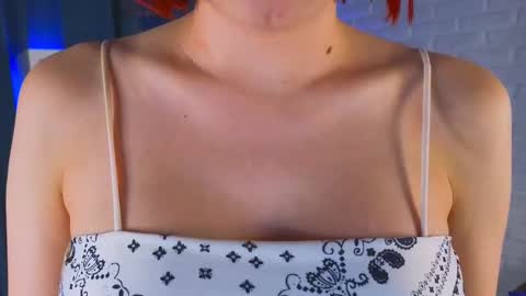 Snapshot of cuty_katy chatting on March 4, 3:15 pm Kate online show from March 4, 3:15 pm