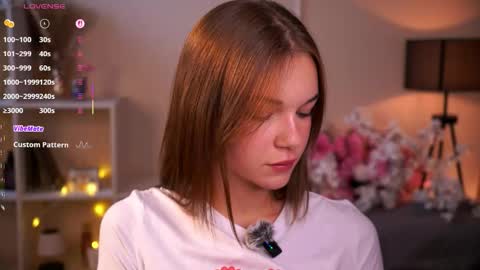 Cwen online show from September 28, 7:34 pm