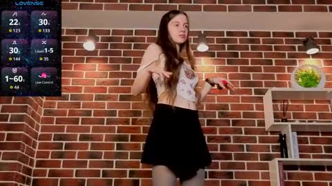 Ashly online show from May 23, 7:32 pm