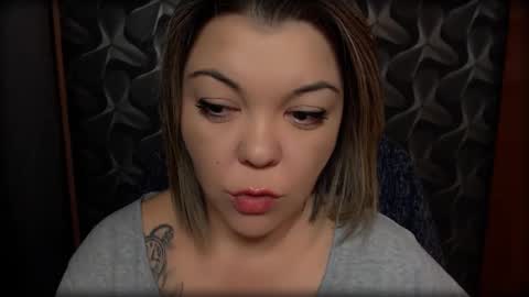 Snapshot of cyberdomme chatting on December 6, 6:11 pm Full time mean bitch. online show from December 6, 6:11 pm