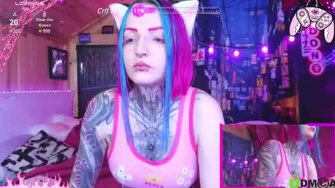 Snapshot of cybernekko chatting on December 8, 12:57 am Neko online show from December 8, 12:57 am