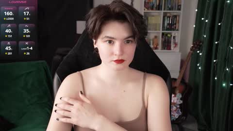 Helen Blossom online show from March 2, 8:40 pm